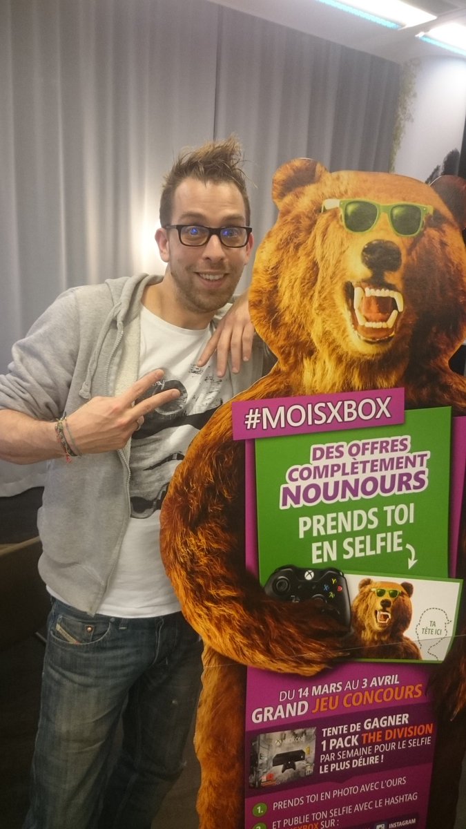 ffdek's tweet photo. #MoisXbox
#Micromania
#Bernard https://t.co/KV9aHY9IIz