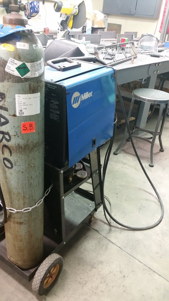 PSU_SteelBridge's tweet photo. Finished off our big tank of welding gas which means alot of progress has been made! https://t.co/sxtioExbF2
