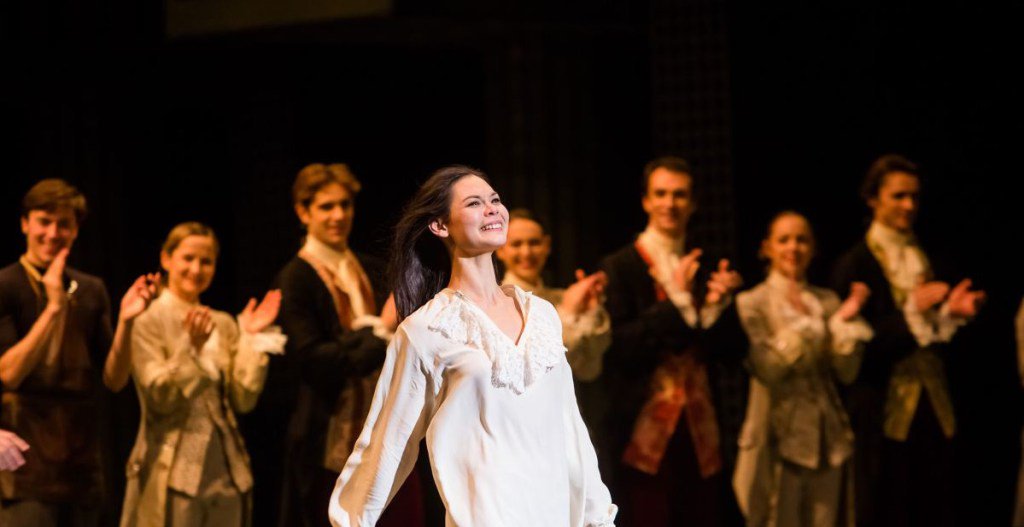 Theballetblogger tweet media