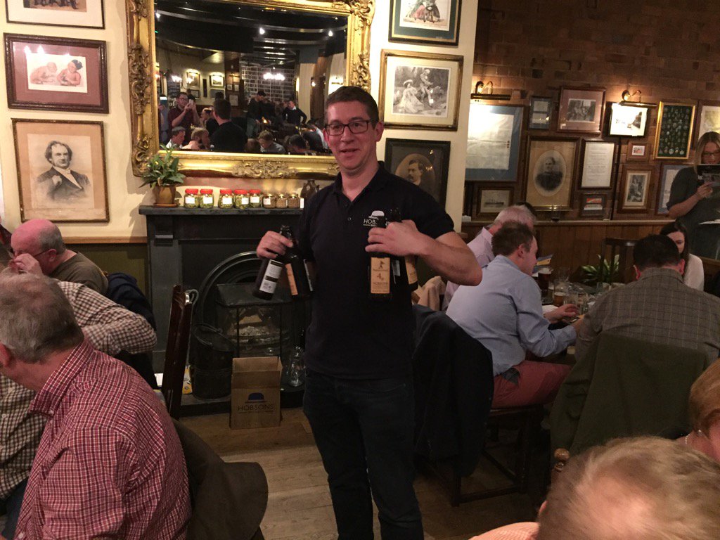 oldfieldscider's tweet photo. Thanks @armoury_pub for inviting Oldfields &amp; @HobsonsBrewery to 1st food pairing night - great fun &amp; learning lots! https://t.co/5bsg7WgATR