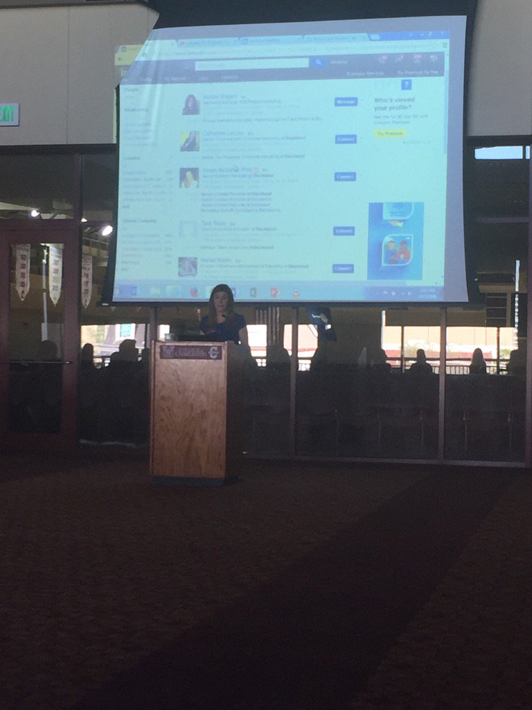 Apri1Adams's tweet image. Feels good to give back to @CofC at this #NetworkingWorkshop for the Career Center!