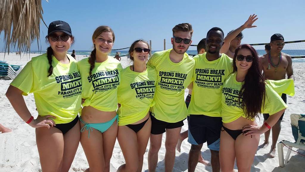 springbreakhq's tweet photo. #thisismybeach #thisisyourbeach #springbreakhq #hipcbeach #holidayinnresort #thatview #gul… https://t.co/eDTIKWaRaw https://t.co/6QKLGfEowu