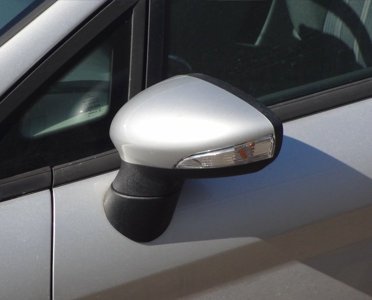 CARFAXca tweet picture