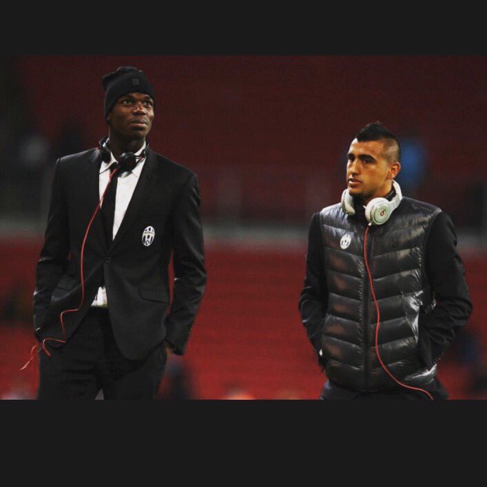 kingarturo23's tweet photo. Feliz cumpleaños fratello!!!🎉🎉👏👏👏 https://t.co/s39RwbsmvV