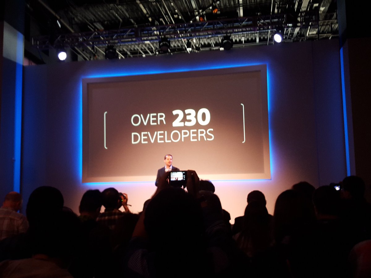 JVCom's tweet photo. 230 développeurs travaillent sur #psvr  #GDC16 #JVCOMPSVR https://t.co/TeQ7abr2px