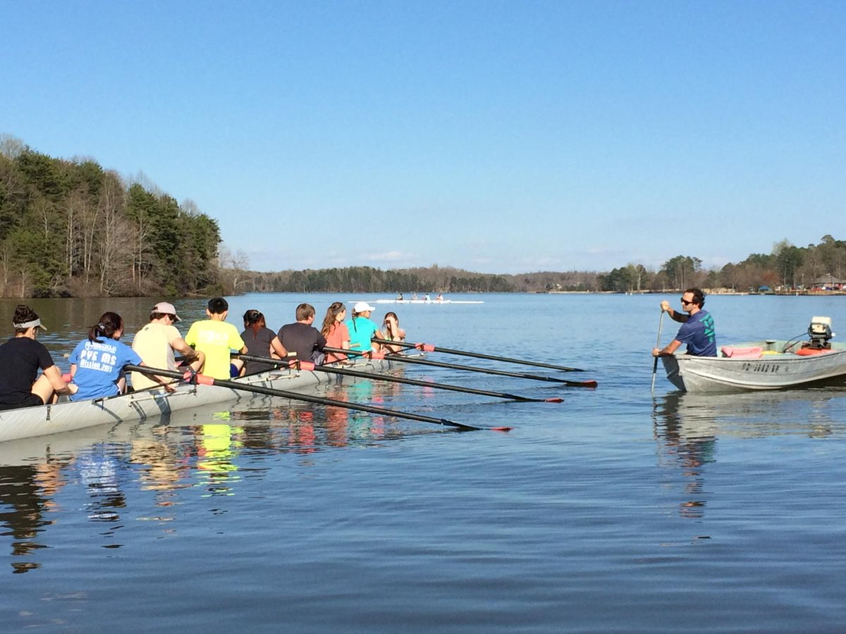 HPEblue's tweet photo. Out on the water at Oak Hollow with members of the High Point Rowing Club https://t.co/znAk8RjpVV