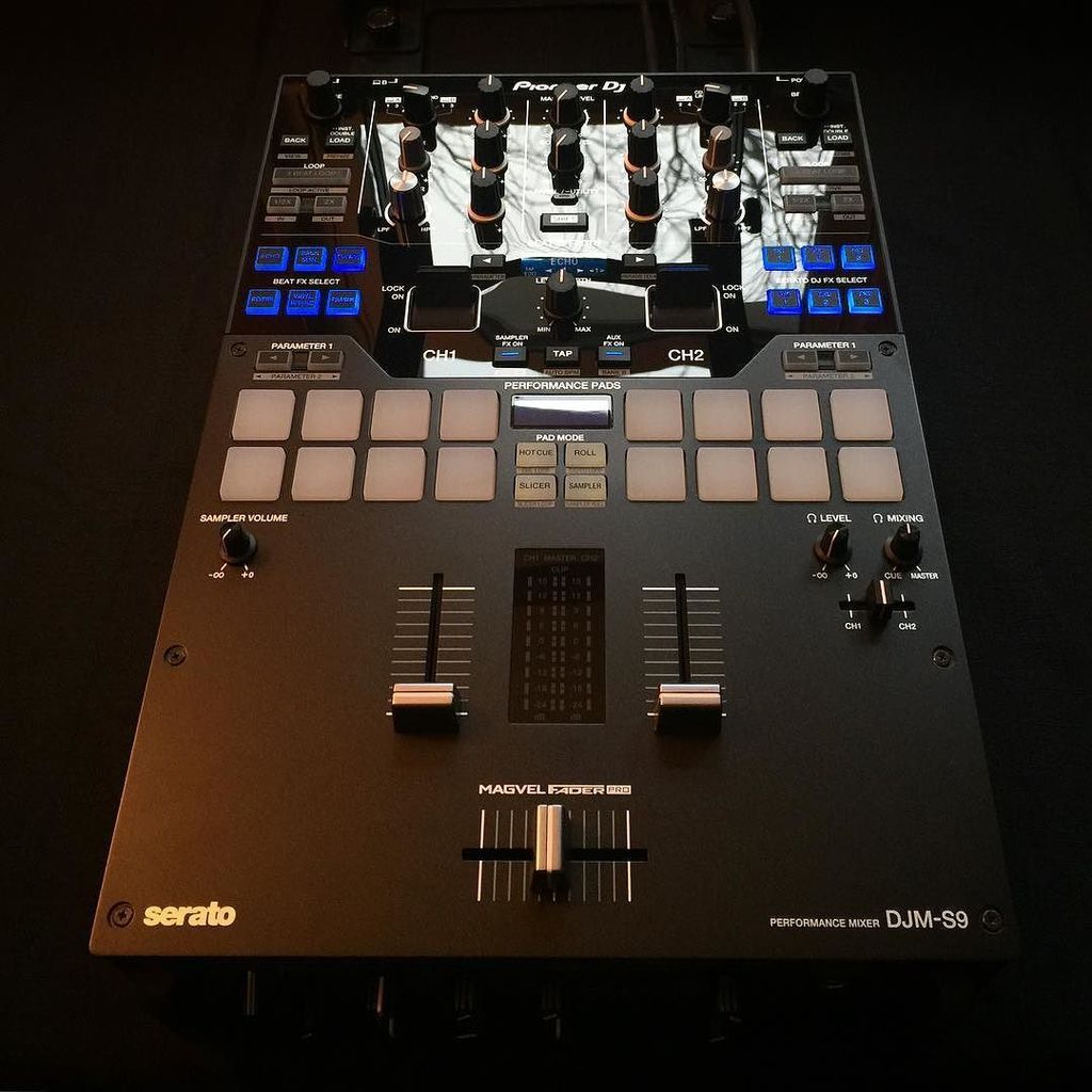 dannydiggz's tweet photo. Always appreciative of the good people at @pioneerdjusa and their incredibly sexy dj gear!🙌🏼😍 #BeenDrooling #Equipm… https://t.co/CmcY4Ir0EL