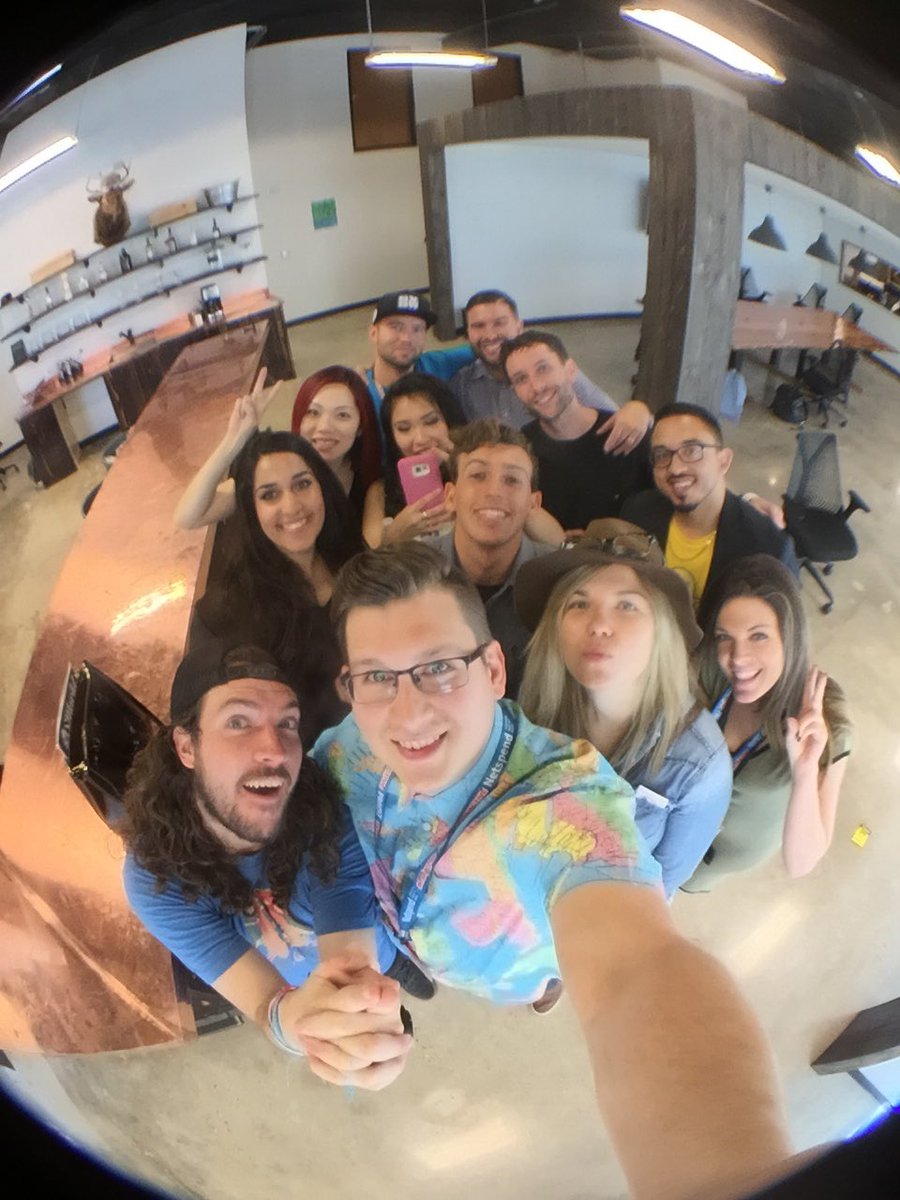 carlosgil83's tweet photo. Hey @EvanSpiegel, yesterday's #SnapXSW meet-up with top @Snapchat stars & brands was π₯ https://t.co/q5xkM0g3ug #SXSW https://t.co/50gEAm0CdS