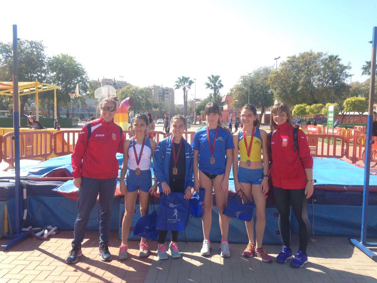 la_famu's tweet photo. Nuestras atletas, protagonistas en la Fiesta del Deporte y Mujer https://t.co/YjnwGuFeQs https://t.co/jWx2WaZLL5
