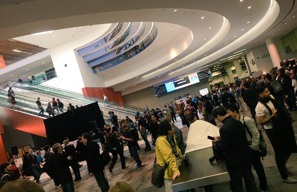JohnnyChroma's tweet photo. Into the fray at #GDC2016 https://t.co/oWeeCmnyIW