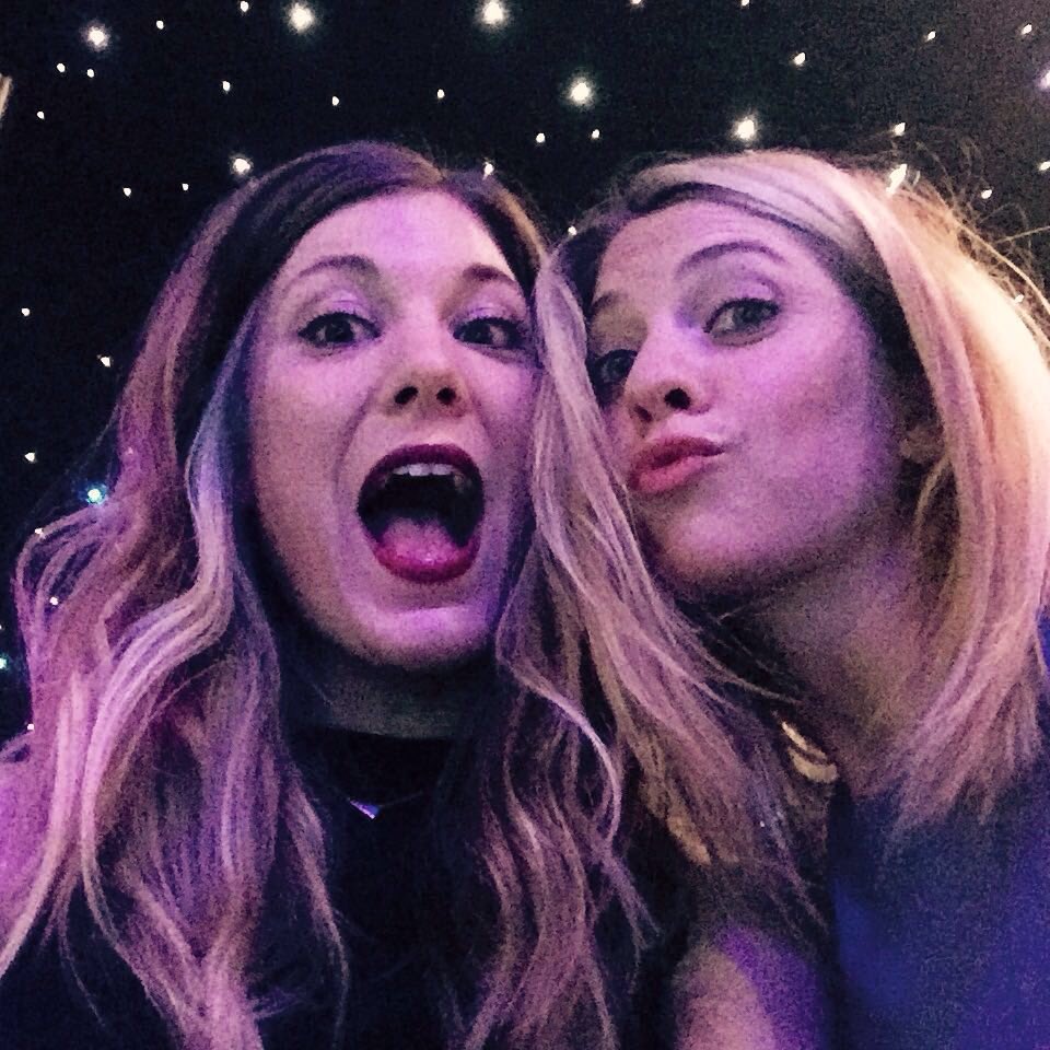SmithyEm1's tweet photo. Great night at the #publicanawards! Good luck everyone! 🙌 Team @rekorderlig https://t.co/lAbVHXINUC