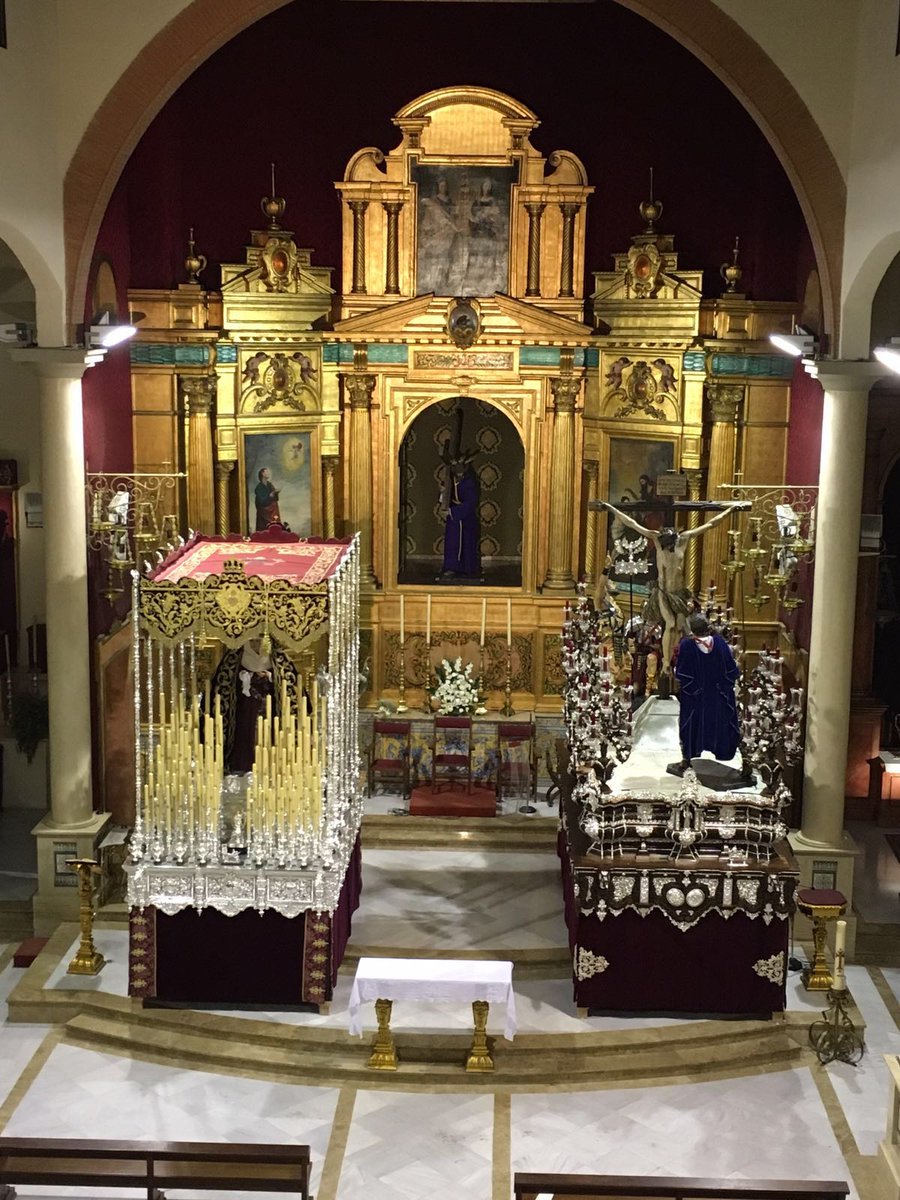 Nuestros Sagrados Titulares ya se encuentran en el altar mayor