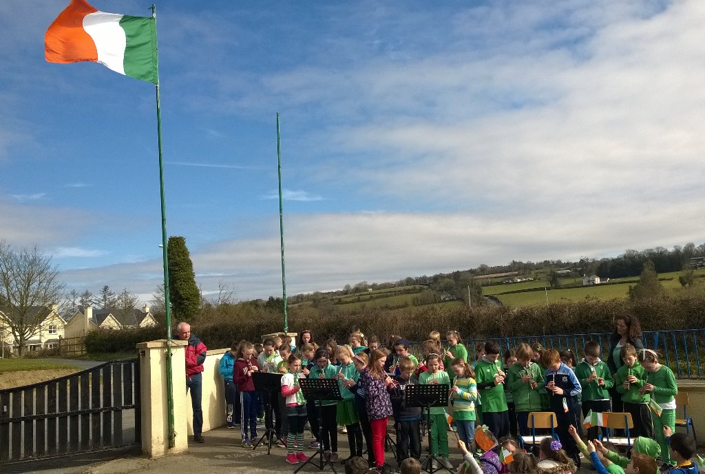 kilmanaghns's tweet photo. Well done to all celebrating #ProclamationDay in St. Aidan's NS today. More pics here...https://t.co/SidvcrRgFK https://t.co/xO3mb29uCT