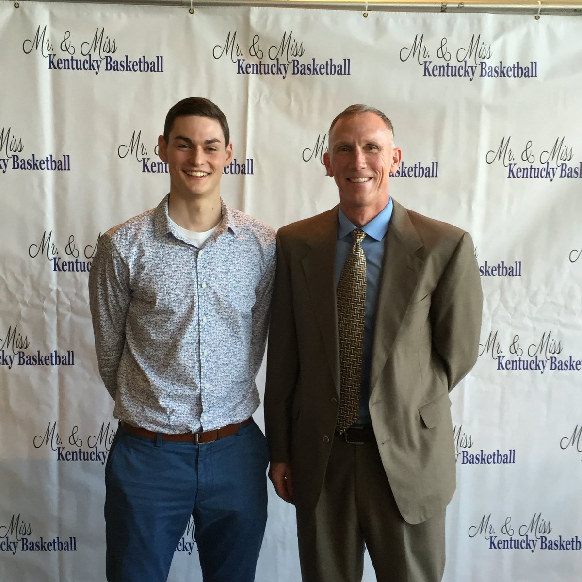 MaleBulldogs's tweet photo. At the KY Mr Basketball Dinner tonight, so proud of our 7th Region Player of the Year, Alex Cook.... https://t.co/wq3DgfeVjW