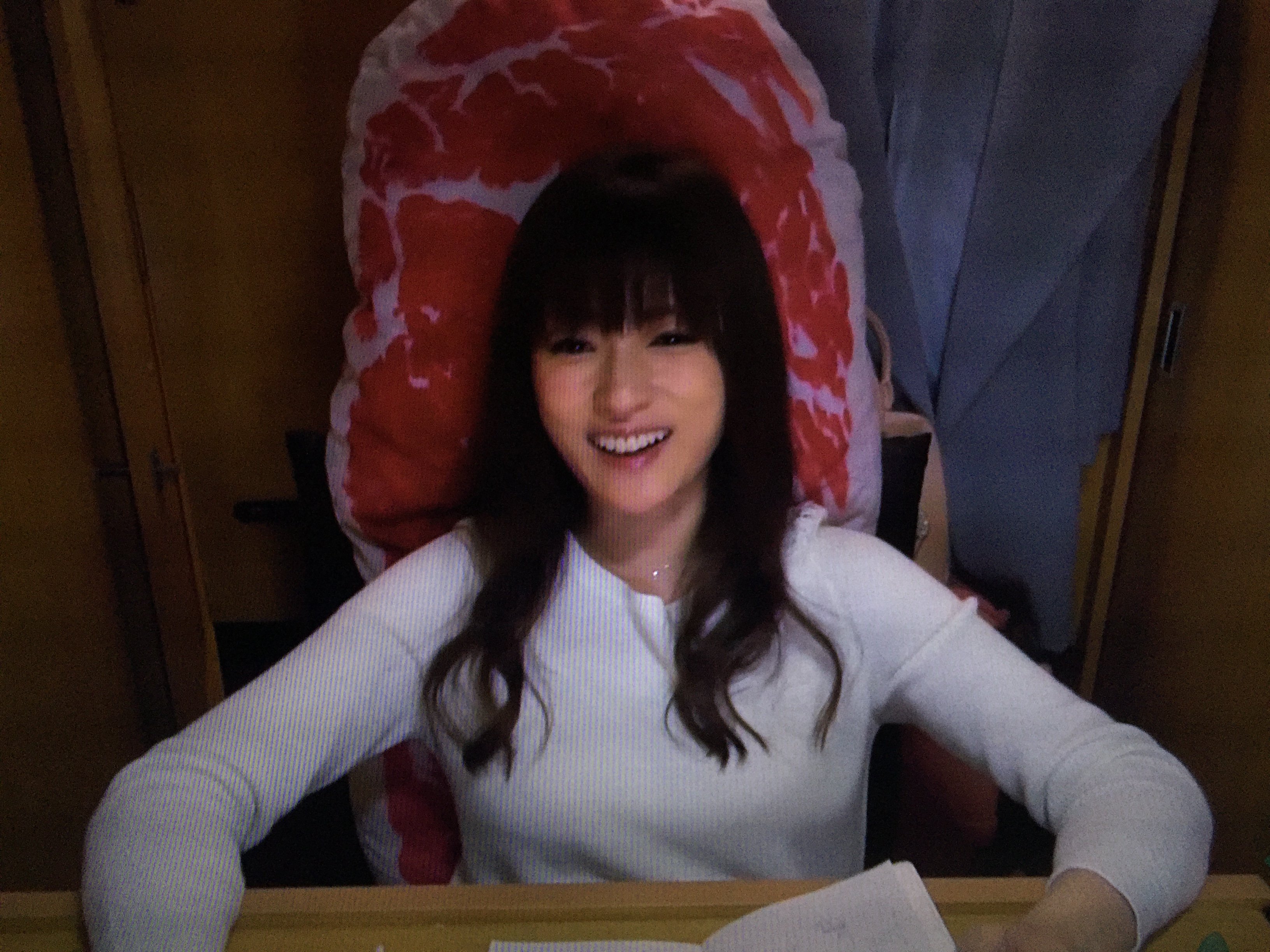 Jusglittyプレス ドラマ ダメな私に恋してください 深田恭子さん着用ニット 昨日ｏａドラマ ダメな私に恋してください 最終話でジャスグリッティーのニットを着用して頂きました T Co X7sgqkhylp T Co Scarfsbspp Twitter