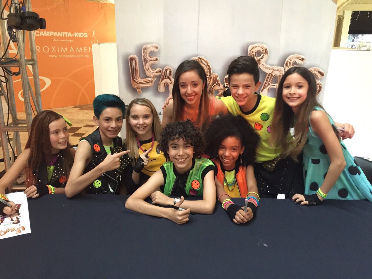 LemonersMexico's tweet photo. #FelizCumpleYaelLG @GrupoLemonGrass 🙈❤️👏🎁 https://t.co/WtwWtT9P5T