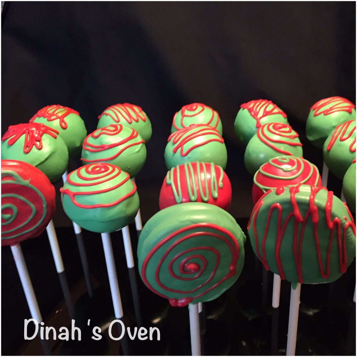 dinahsoven's tweet photo. Matchy matchy #customorders #dinahsoven https://t.co/WAc3HFm4RQ