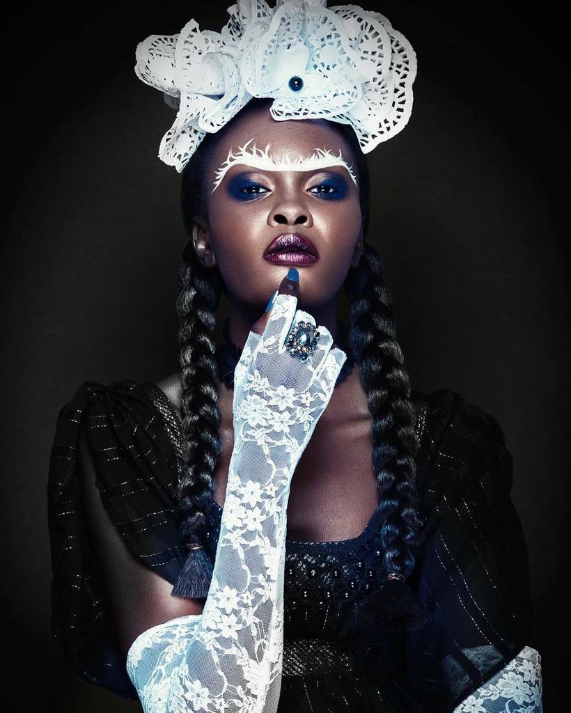 VickiCasciola's tweet photo. #Published new work out now in @darkbeautymag #qmodel!
#photographer @marta_mcadams
#model @lefevre20
#makeup @… https://t.co/xWd7iQVCT5