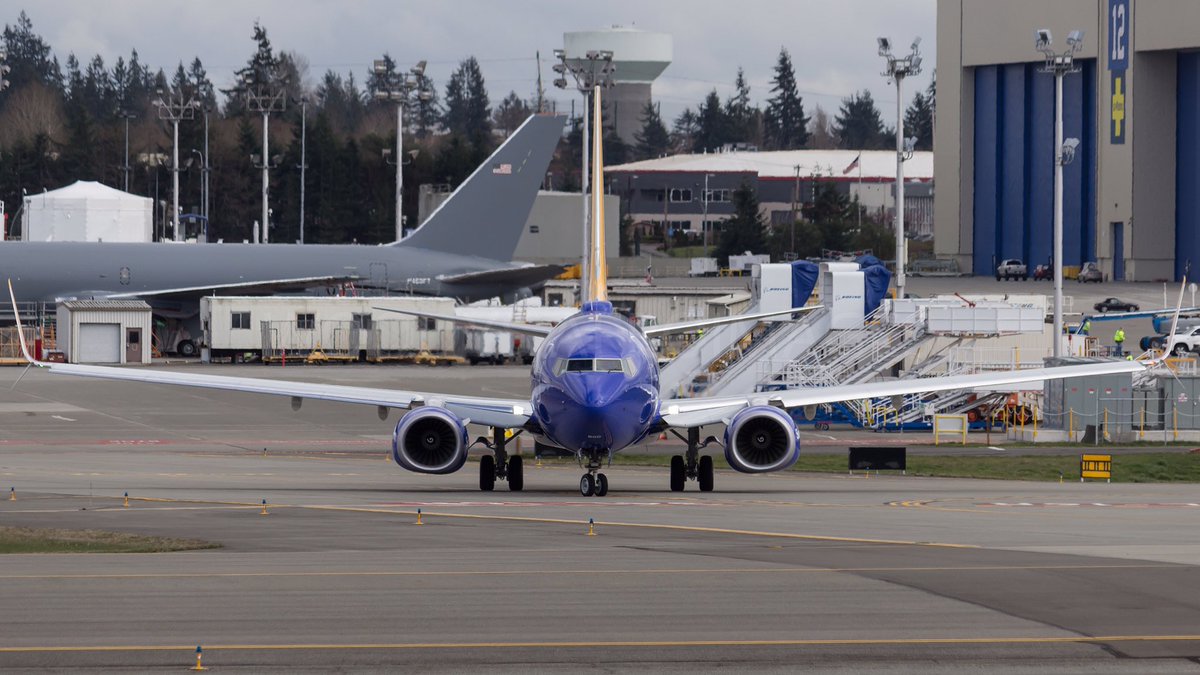 AeroimagesChris's tweet photo. @SouthwestAir N8682B departs PAE after wifi &amp; split scimitar installation post delivery. https://t.co/R8Jf7EyokT