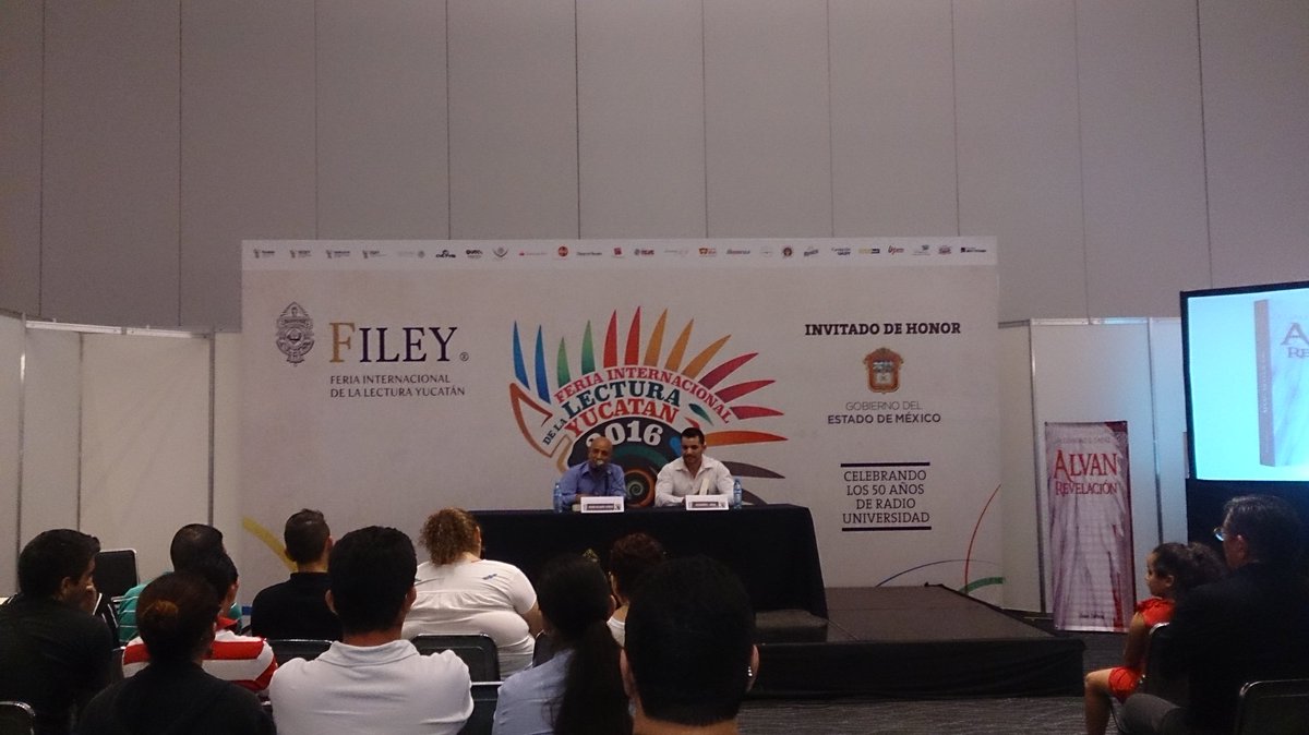 AdictoALibros's tweet photo. Presentación Alvan Revelación de @alexandrolsaenz en la @FILEYmx y mi lectura actual #ViveFiley #SoyFiley #FILEY2016 https://t.co/4LGGYldTcv