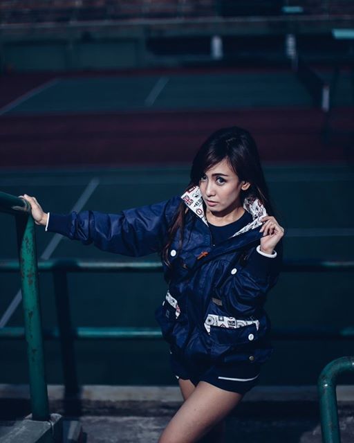 <a href="/mediocore_clth/">mediocore</a> Available At <a href="/QueenBeerStore/">Queen Beer Store</a>