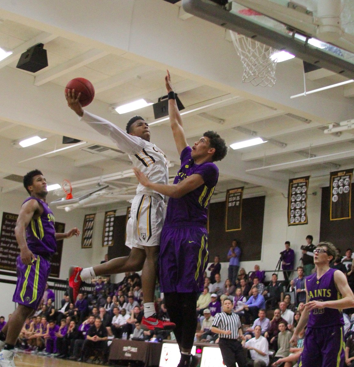SGVWhitSports's tweet photo. Couple of photos from Crespi's win over St. Augustine 68-55 in the CIF-State Div.1 Regional Semifinal... https://t.co/lOqwOnxCvP