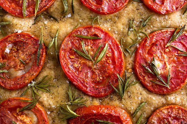 TastiLee's tweet photo. Focaccia With #Tomatoes and #Rosemary

Get your recipe here: https://t.co/f8ZtfhmoBo https://t.co/QQxXkyeHAF