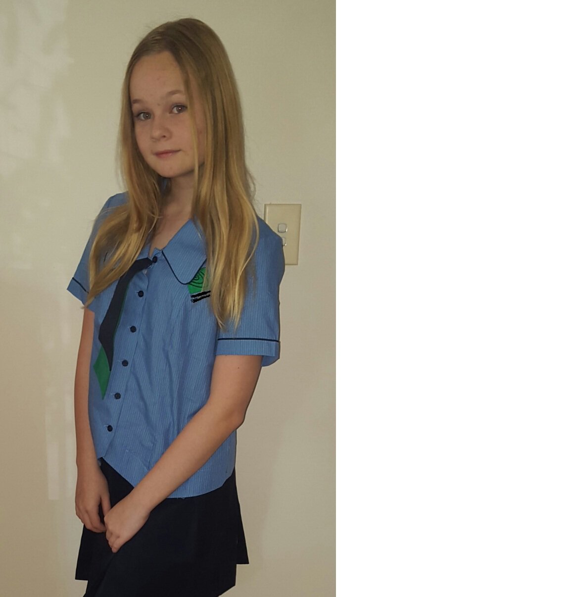 13yo girl   / X