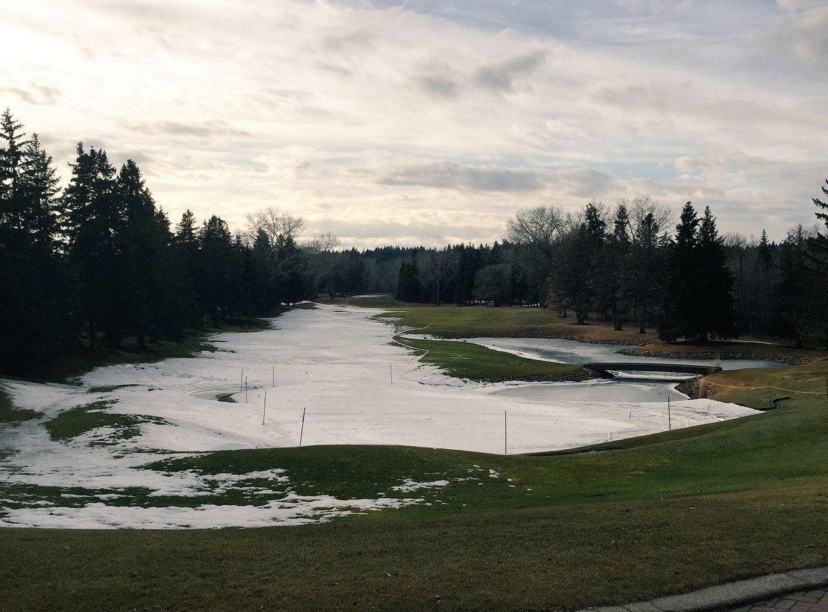 RoyalMayfair's tweet image. #1members @MayfairSuper How many days 'til the start of the 2016 golf season? #YEGgolf