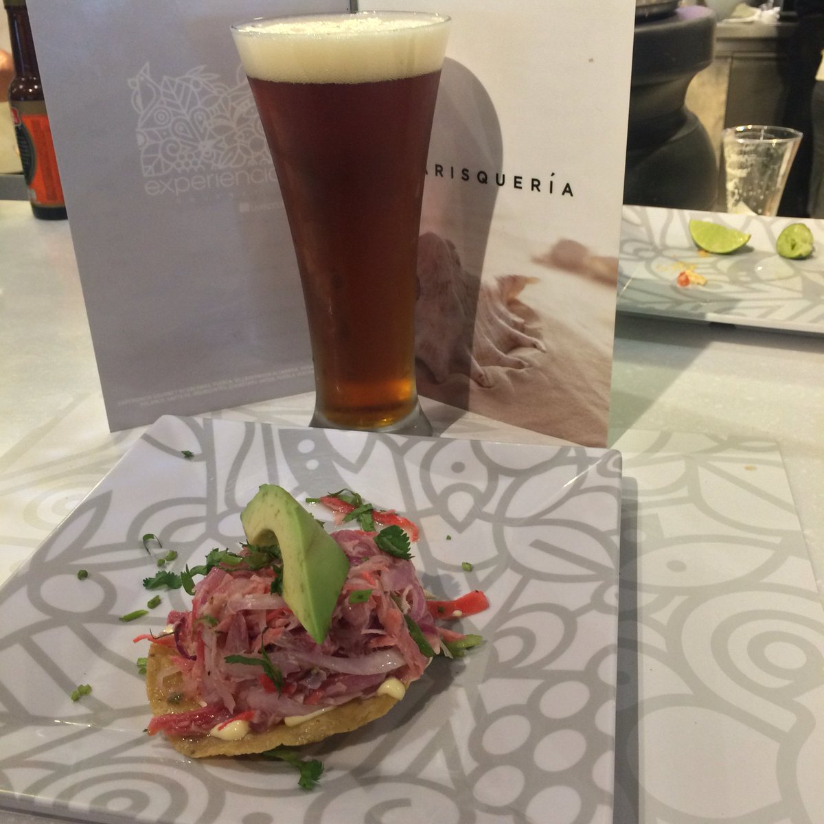 AltaBirra's tweet photo. si vas a @liverpoolmexico Polanco y te da antojo, en Experiencia Gourmet pide una tostada de marlin y mi IRISH ALE. https://t.co/6sFN4ZkKGO