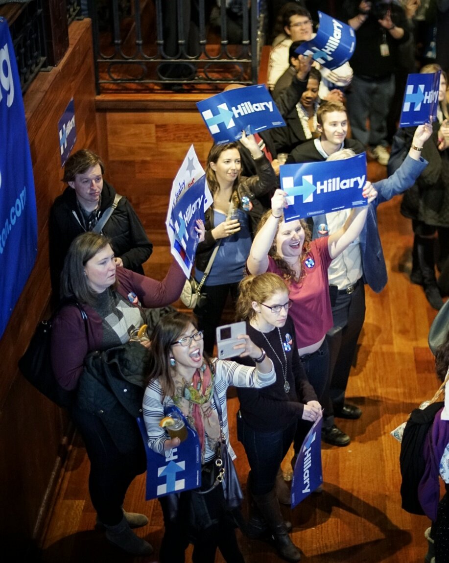 TalentedMsRiha's tweet image. @HillaryClinton supporters stare and cheer as she gives her victory speech #PrimaryDay #SuperTuesday #ChicagoVote