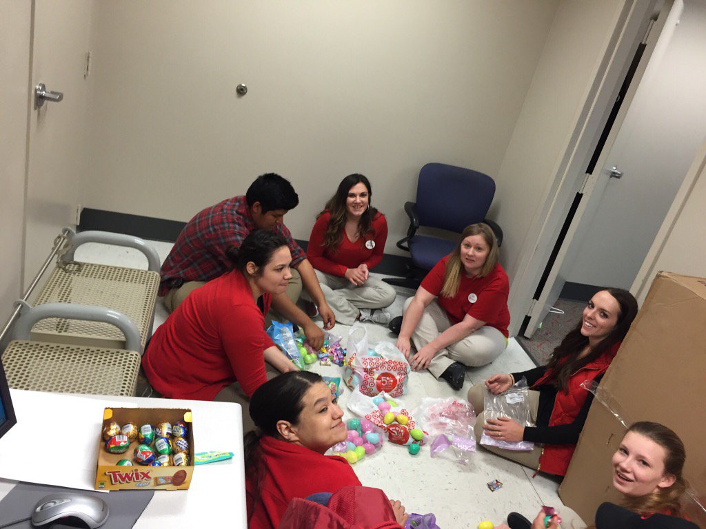 MeganHruby's tweet photo. Talking about shortage while getting ready for our next volunteer event! #R200marchoutshortage @AshleeAshpete78 https://t.co/pdERADuxdQ