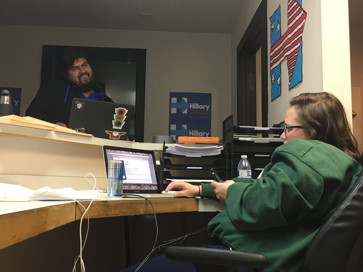 rbin629's tweet photo. Team Boise is killing calling time tonight at our Super Tuesday phone bank! #ID4HRC #LetsGoIdaho @HillaryforID https://t.co/mjEqjN5Gwh