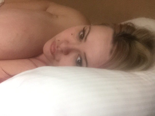 Board https://t.co/x2s4cafPjO<a href="/tag/tittytuesday"class="tags"><span>#tittytuesday</span></a>