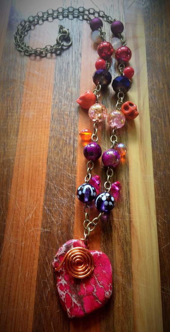 LittleRedByrdee's tweet photo. #CheckOut our BoHo shop, and this pink sugar skull wire-wrapped necklace! https://t.co/j2sayZcvam @TEMPTTeam @Etsy https://t.co/TABOFQXkBW