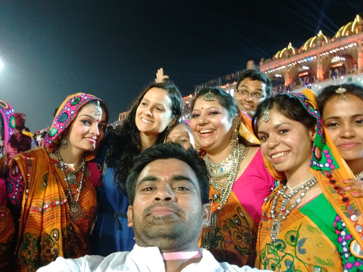 sudg15's tweet photo. Moments came &amp;go we couldn't express in word just enjoyed. #WCFexperience #WCFDay1 #WCFDay2 #WCFDay3 #ThankYouSriSri https://t.co/CQTMX02oNP
