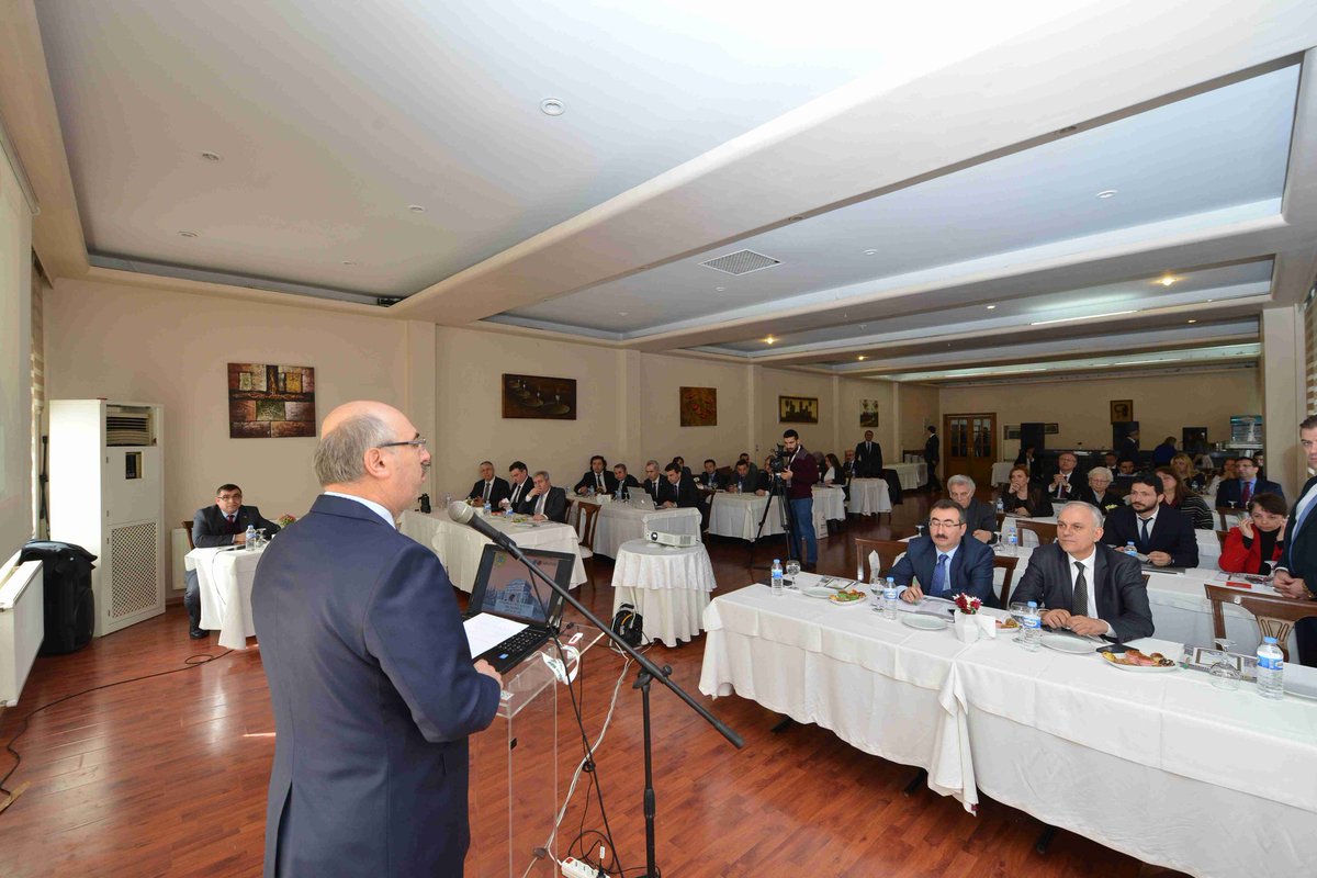 ergunyolcu's tweet photo. İstanbul Üniversitesi İyiUygulamaÖrnekleri ve GelecekVizyonu Çalıştayı-4 başladı.Baltalimanındayız. @RektorMahmutAk https://t.co/qRbu3h3ChS