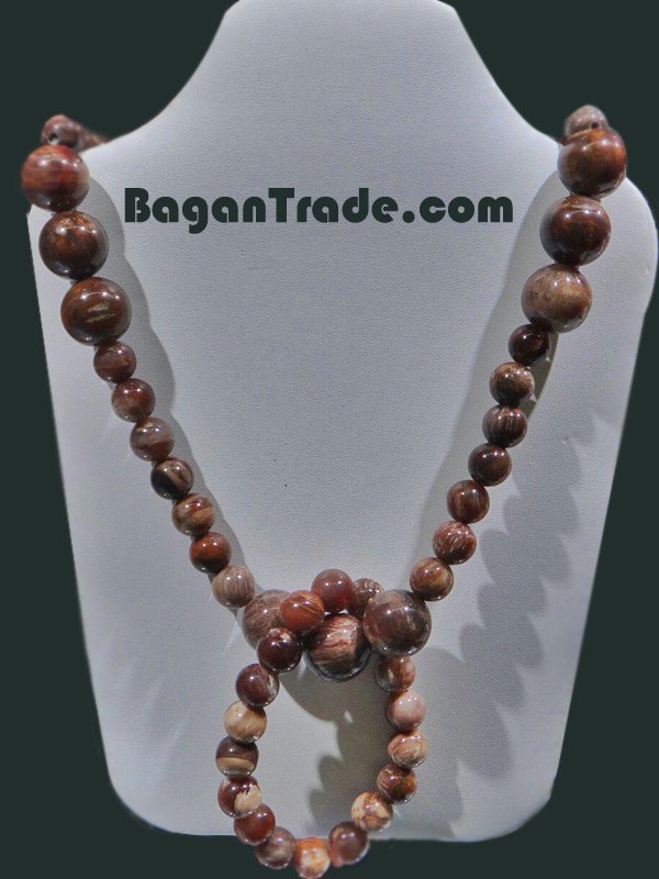 MyanmarExports's tweet photo. Used this beauty bead necklace with petrified wood from Myanmar with art of hand.
https://t.co/iRGgJFwE0H https://t.co/9DpZVw2b0m