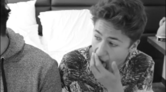 QuereZuricatas's tweet photo. ¡Ehh @villalobossebas! 😱 @ElJuanpaZurita es un jodido tramposo 😂😂
#ZurilobosIsBack 😆
Los amooooo 💓 https://t.co/66rfescgEw