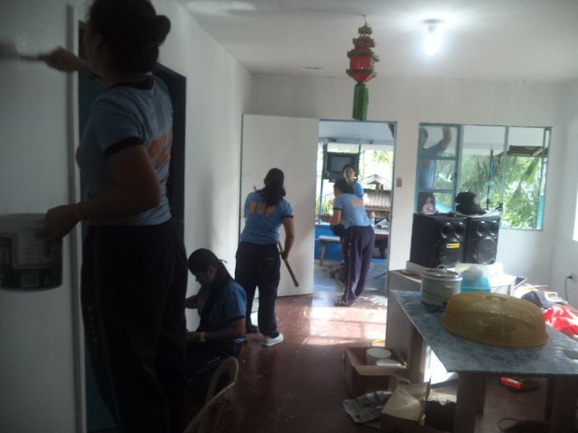 mogpog1's tweet photo. Oplan Linis &amp; Hilamos of PCP 1 @MarinduquePCR @pnpdpcr @PRO4B_MIMAROPA https://t.co/8NfTmbCs3E