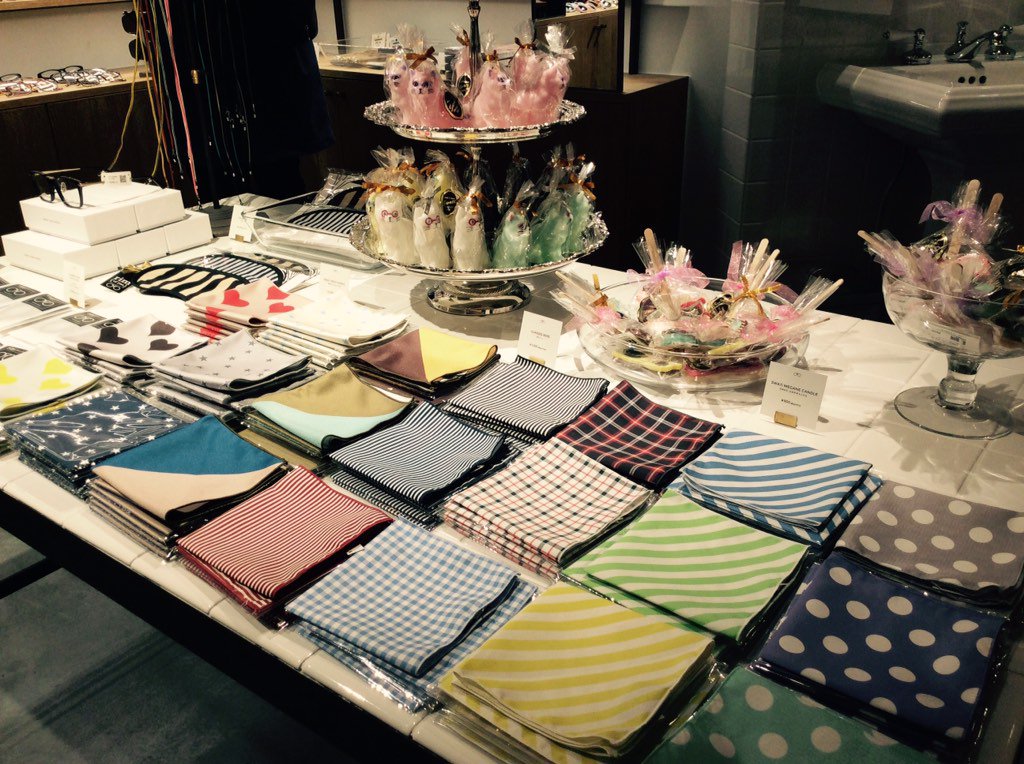 ルミネ新宿 ルミネ2 4f Rim Of Jins Jins新業態 大人のためのオシャレな眼鏡ショップがnew Open ケースやセリートなど 可愛い関連商品も充実 限定モデルもご用意しています ぜひ店頭に足を運んでみてください T Co Tjkxp2dsgy