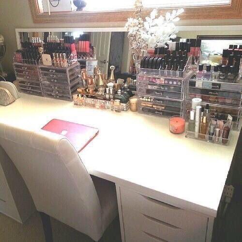 BestMakeupTuts's tweet photo. My definition of happiness! 😳😘✨ https://t.co/dAoHaWPBqg