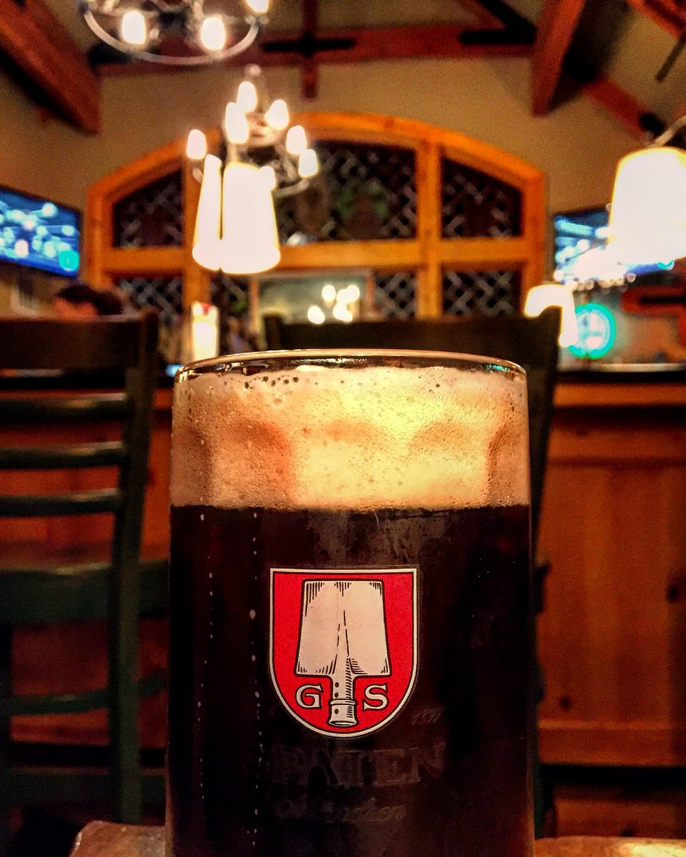 PNWBrews's tweet photo. Gosh I love German beers....! 🍻 #german #beer https://t.co/KvRhis1RE4