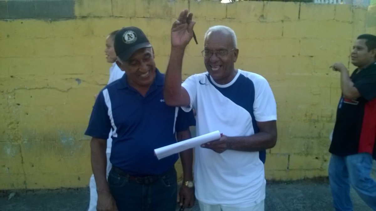 alianaestrada's tweet photo. El cambio viene y nadie lo detiene @Pr1meroJusticia @trafficGUAYANA #REVOCATORIOaMADURO #PqDallaCosta #UD146 https://t.co/oBNCZ2pWg1