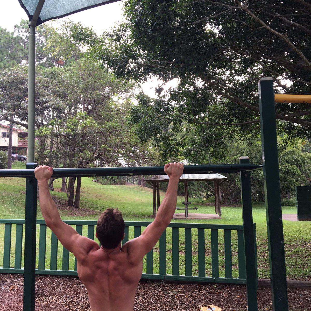 DrTrentHeadlam's tweet photo. When you don't have a gym... #exerciseisfree #epicmovement #drtrent #crossfit #goldcoast https://t.co/M4t5PoqsWi