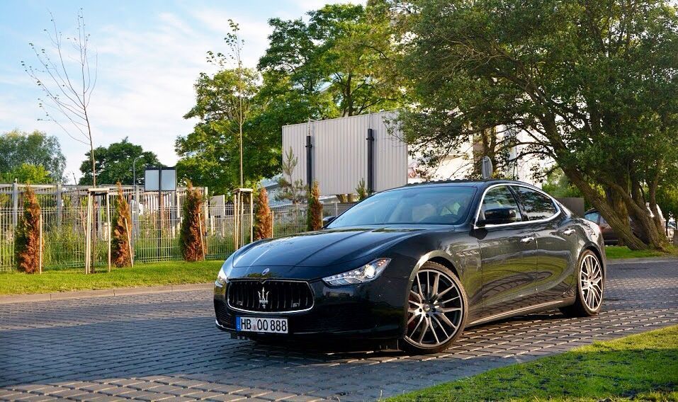 OnlyMaserati's tweet photo. Maserati Ghibli 🚗 #maserati #maseratighibli #maseratigranturismo #maseratiquattroporte #maseratimc12 #ghibli #areos… https://t.co/X98pdpPqrB