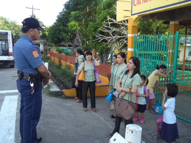 mogpog1's tweet photo. Police Presence @MarinduquePCR @pnpdpcr @PRO4B_MIMAROPA https://t.co/3kFBTsaHJ3