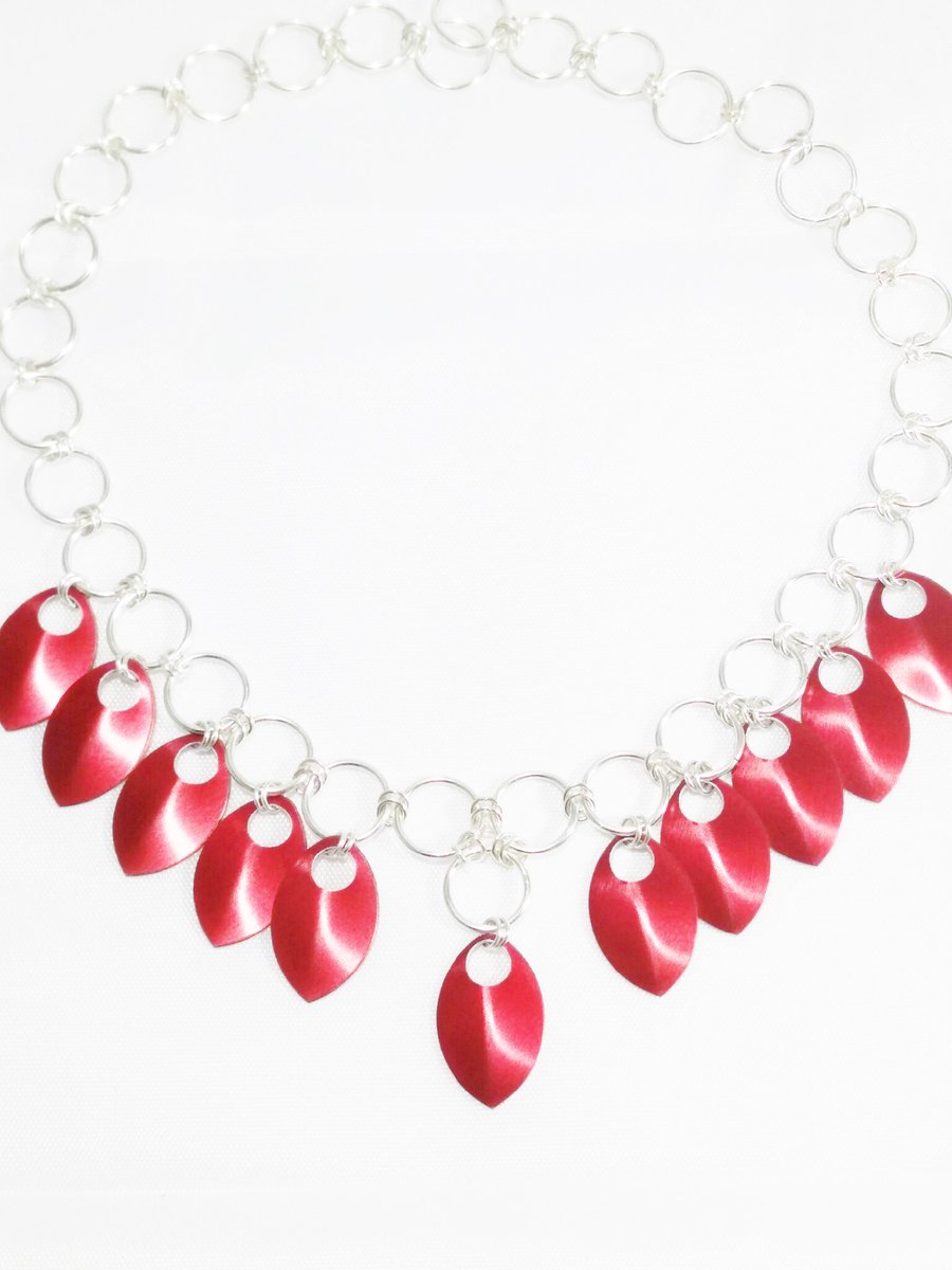 VVCreations2's tweet image. Necklaces by VeeVeesCreations on Etsy ow.ly/Zw7sS #jewelry #handmade #crafting #craftbuzz #etsy