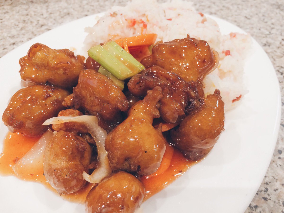 victorrusmin's tweet photo. #sourandsweetpork #pork #chinese #kimsing #melbourne #foodie (@ Kim Sing Chinese) https://t.co/lgmETzlGoC https://t.co/S8c0YC4V6h