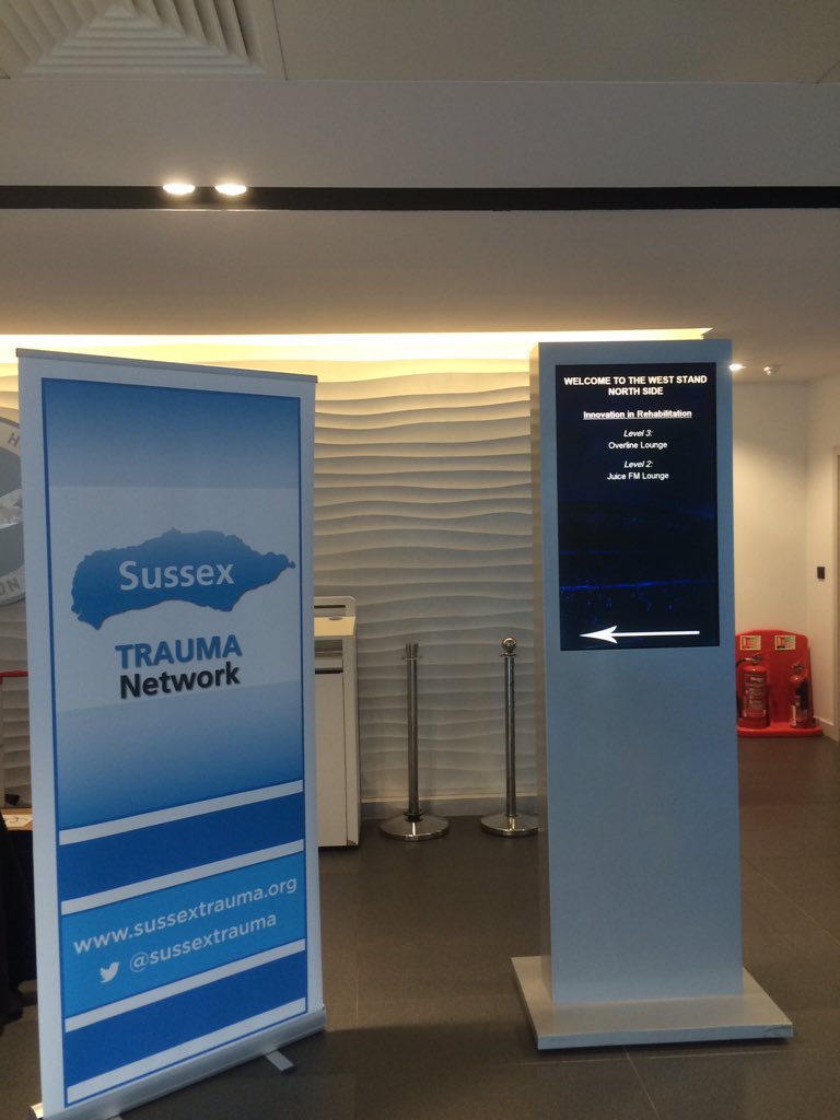 sussextrauma's tweet photo. #stnrehab setting up https://t.co/vKu4qtMYeI
